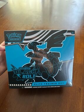 Pokémon Sealed Scarlet & Violet Black Bolt Elite Trainer Box